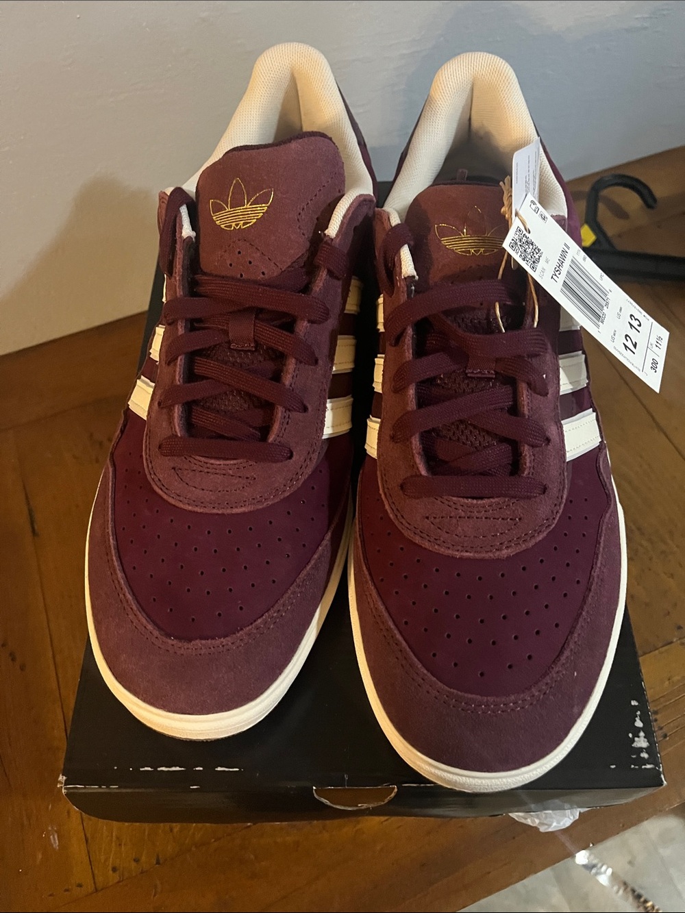 Adidas Tyshawn II Skate shoes Burgundy - Picture 4 of 4